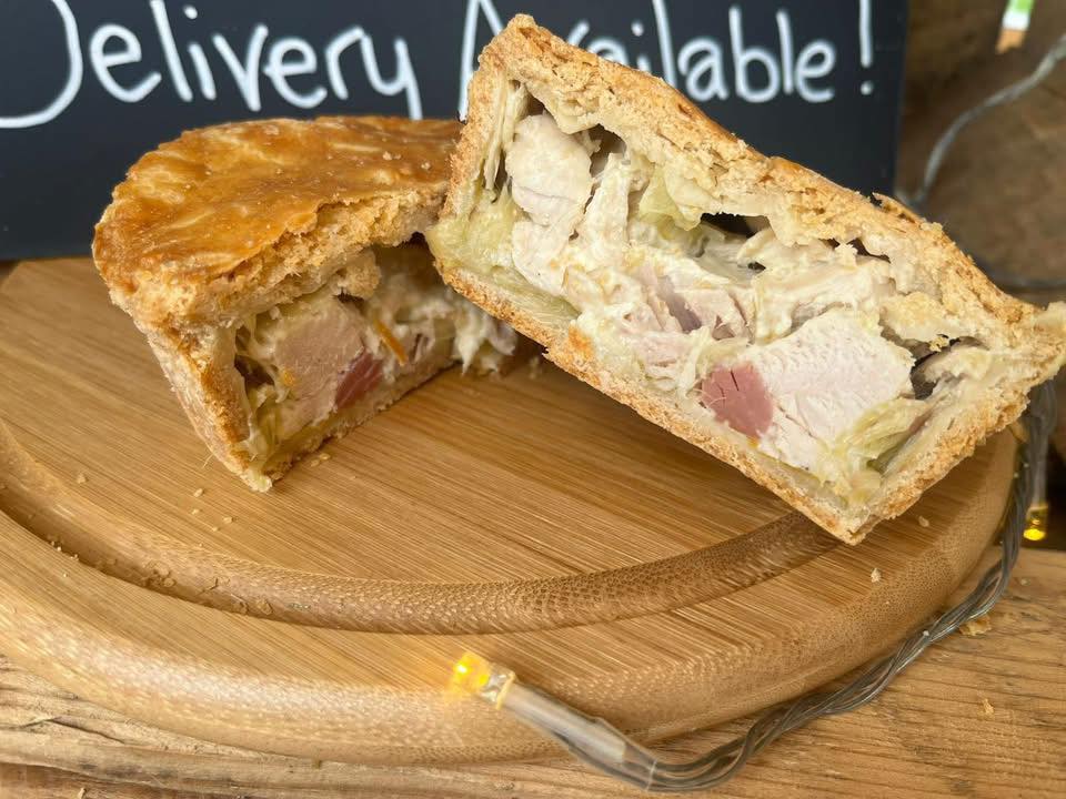 chicken ham and leek pie